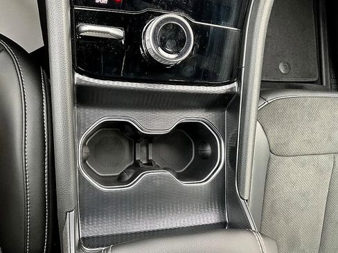 New 2026 Jeep Grand Cherokee Altitude image 24