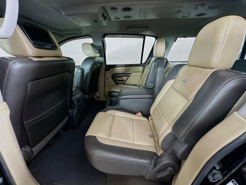 Used 2015 Nissan Armada Platinum w/ Platinum Reserve Package image 29