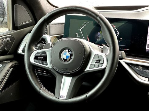 Certified 2024 BMW X7 xDrive40i w/ M Sport Package AWD/4WD image 30