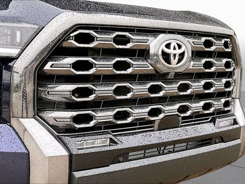 Used 2025 Toyota Tundra Platinum AWD/4WD image 29