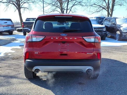 Used 2022 Ford Escape SE w/ Cold Weather Package image 4