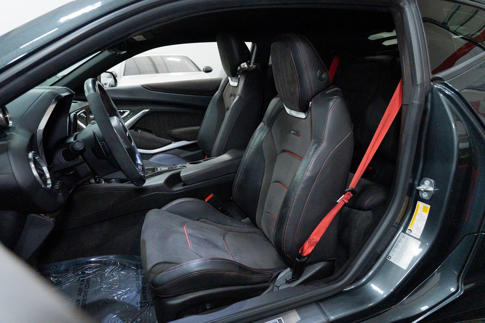 Used 2018 Chevrolet Camaro ZL1 RWD image 22