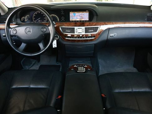 Used 2007 Mercedes-Benz S 550 image 13