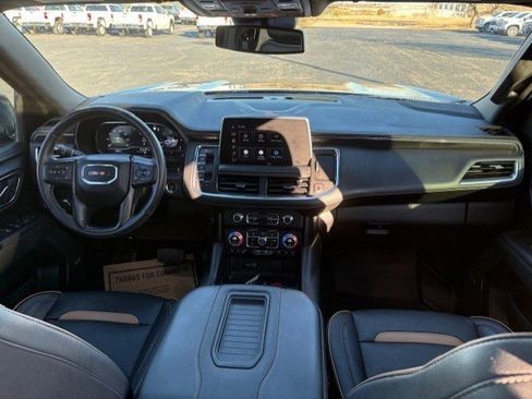 Used 2023 GMC Yukon XL AT4 w/ AT4 Premium Package image 14