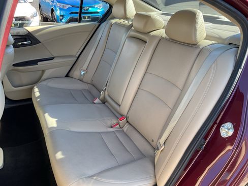 Used 2016 Honda Accord EX-L image 19