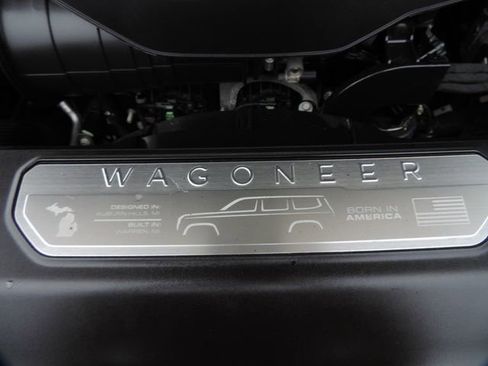 Used 2024 Jeep Wagoneer Series II w/ Flexible Seating Group RWD image 22