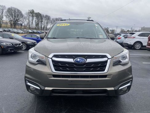 Used 2017 Subaru Forester 2.5i Touring w/ Popular Package #1 image 2