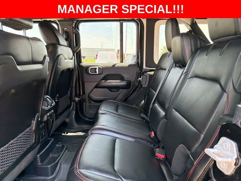 Used 2024 Jeep Wrangler Unlimited Rubicon AWD/4WD image 14