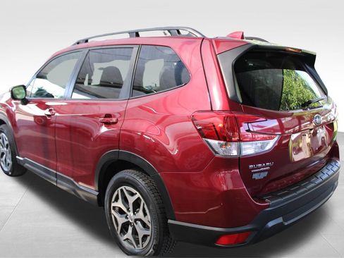 Used 2022 Subaru Forester Premium w/ Popular Package #1 AWD/4WD image 13