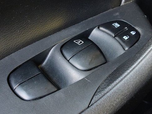 Used 2017 Nissan Altima 2.5 SV FWD image 27