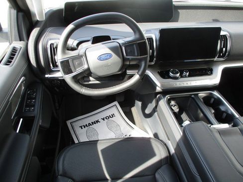 New 2026 Ford Expedition Max Platinum AWD/4WD image 10