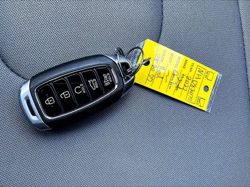 Used 2022 Hyundai Elantra SEL FWD image 26