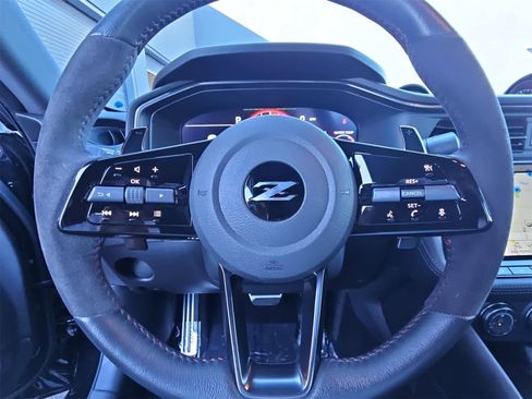 Used 2024 Nissan Z NISMO w/ Floor Mat Package image 17