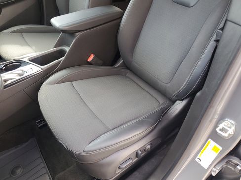 Used 2023 Buick Encore GX Select w/ Sport Touring Package image 21