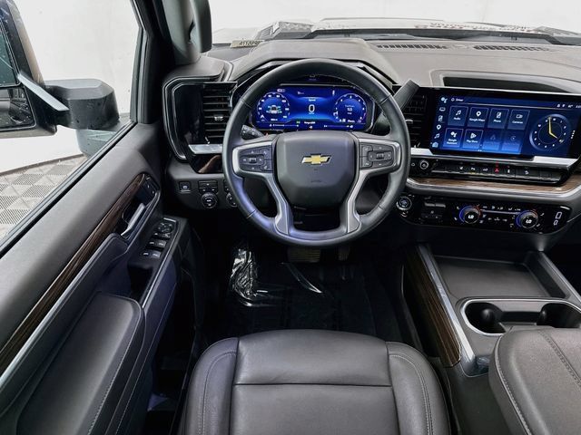 Used 2025 Chevrolet Silverado 3500 LT w/ All Star Edition AWD/4WD image 23