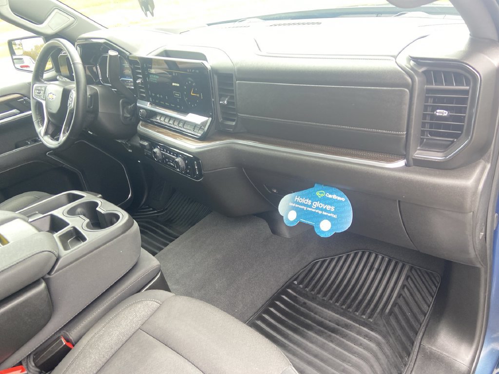 Certified 2024 Chevrolet Silverado 1500 LT w/ Z71 Off-Road Package AWD/4WD image 28