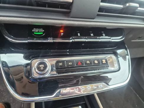 Used 2023 Lincoln Corsair AWD w/ Equipment Group 101A image 20