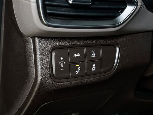 Used 2019 Hyundai Santa Fe SEL image 10