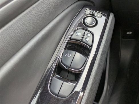 Used 2023 Nissan Altima 2.5 SV image 25