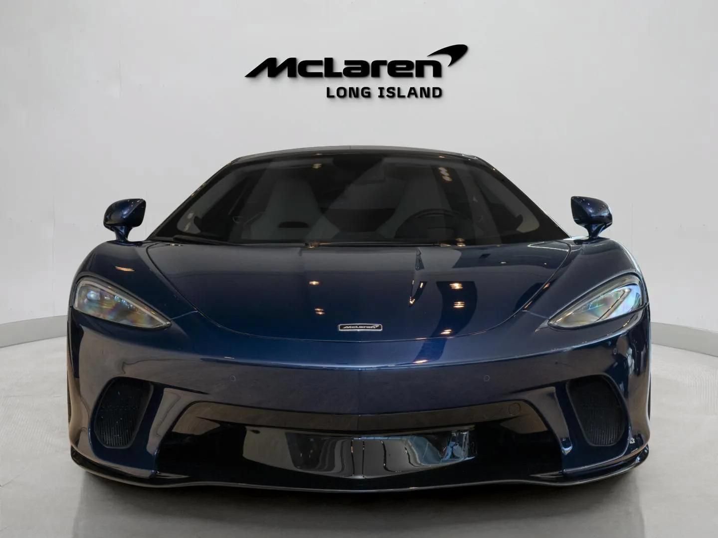 Used 2023 McLaren GT RWD image 2