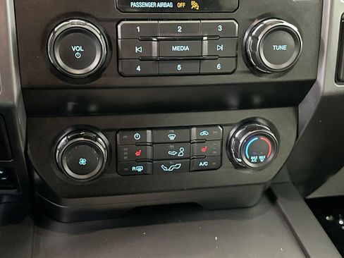 Used 2019 Ford F150 XLT w/ Equipment Group 302A Luxury image 27