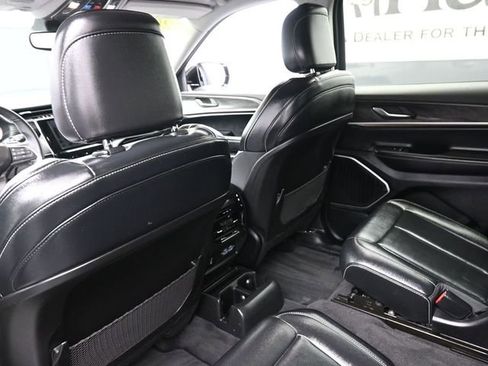 Used 2021 Jeep Grand Cherokee L Limited image 25