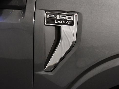 Used 2025 Ford F150 Lariat w/ Equipment Group 501A Mid AWD/4WD image 10