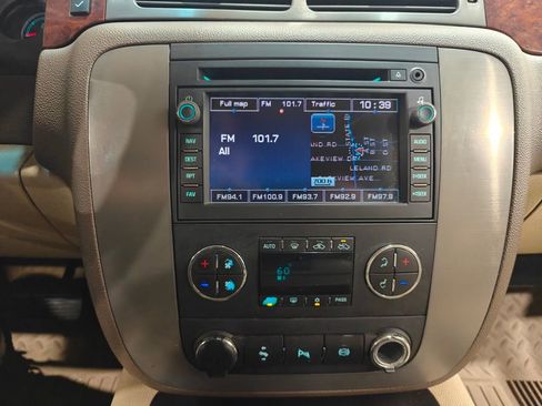 Used 2011 GMC Sierra 3500 SLT w/ SLT Convenience Package AWD/4WD image 39