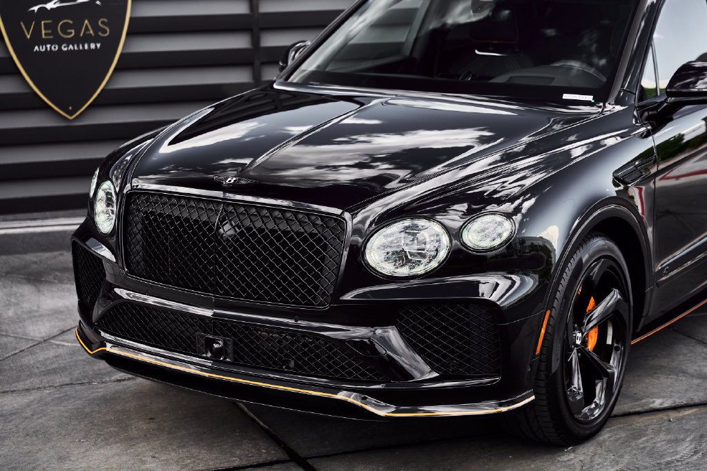 Used 2025 Bentley Bentayga AWD/4WD image 6