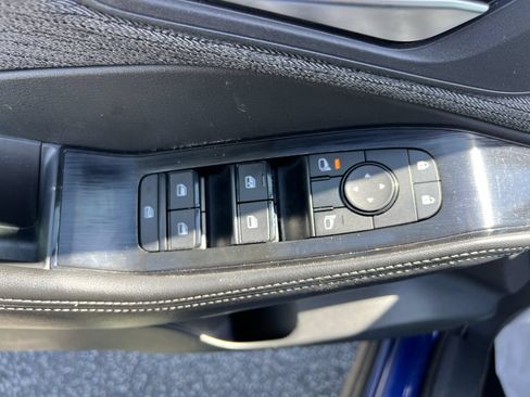 Used 2023 Nissan Rogue SV AWD/4WD image 15
