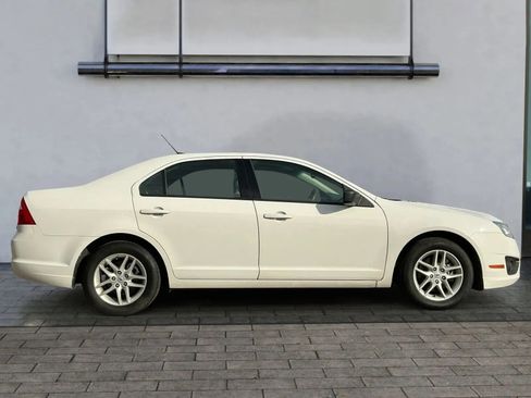 Used 2011 Ford Fusion S image 3
