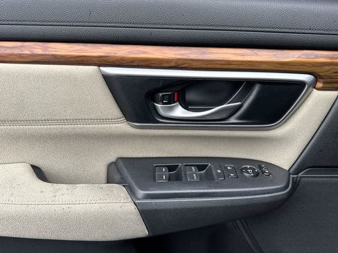 Used 2019 Honda CR-V EX image 12