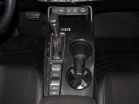 Used 2025 Honda Civic Sport image 11
