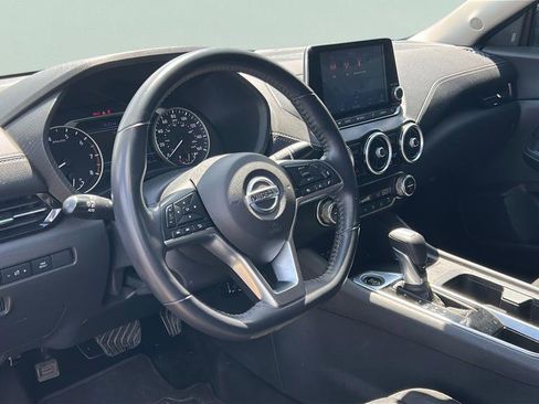 Used 2020 Nissan Sentra SV FWD image 11
