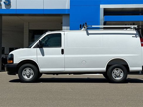 New 2025 Chevrolet Express 2500 w/ Driver Convenience Package image 9