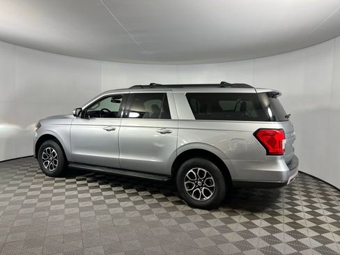 Used 2024 Ford Expedition Max XLT image 9