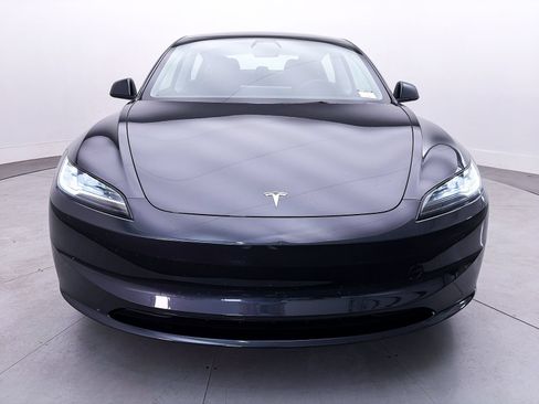Used 2024 Tesla Model 3 Standard Range RWD image 10