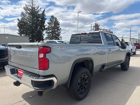 Used 2025 Chevrolet Silverado 2500 LT w/ Safety Package AWD/4WD image 6