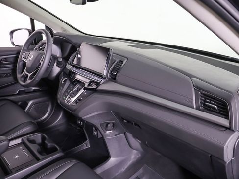 Certified 2026 Honda Odyssey EX-L image 26