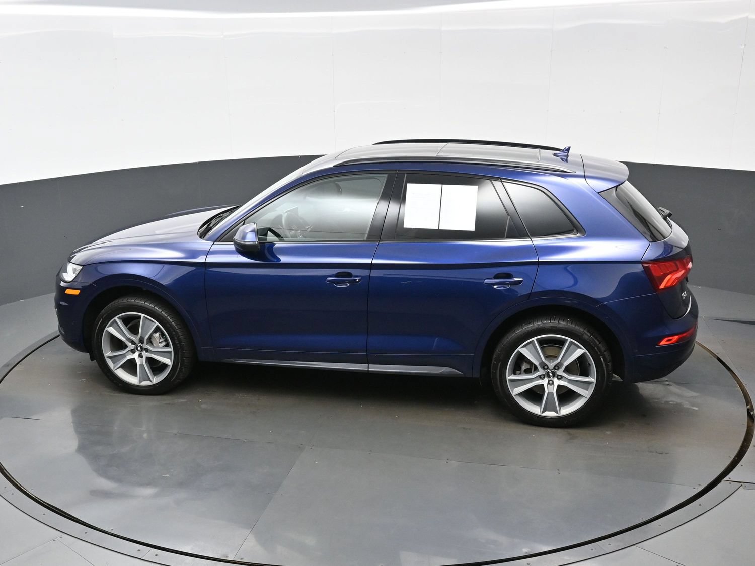 Used 2020 Audi Q5 Prestige w/ Prestige Package AWD/4WD image 37