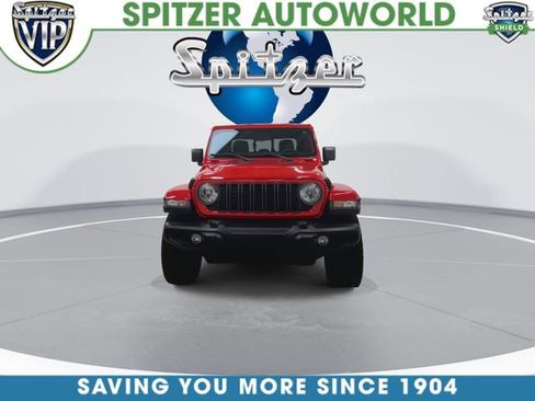 Used 2024 Jeep Gladiator Sport image 6