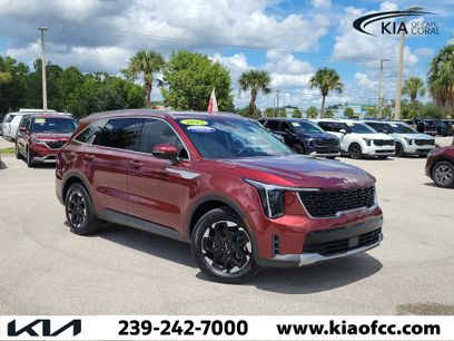 Used 2025 Kia Sorento S