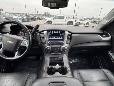 Used 2020 Chevrolet Suburban LT image 17
