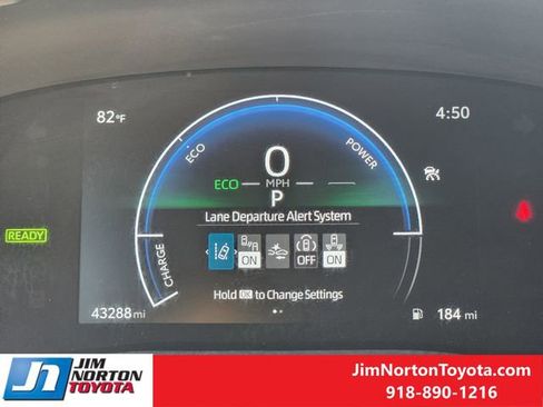 Used 2025 Toyota Camry SE image 18
