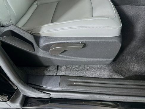 Used 2020 Chevrolet Colorado W/T image 22