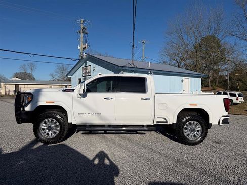 Used 2020 GMC Sierra 2500 Denali w/ Denali Ultimate Package image 3