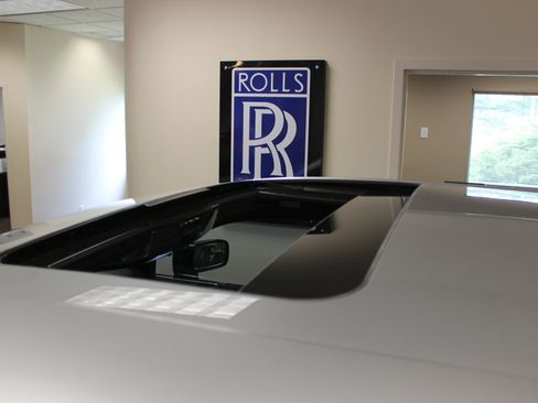 Used 2007 Rolls-Royce Phantom Sedan RWD image 11