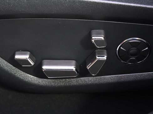 Used 2020 Lincoln Nautilus Reserve w/ Equipment Group 202A AWD/4WD image 14