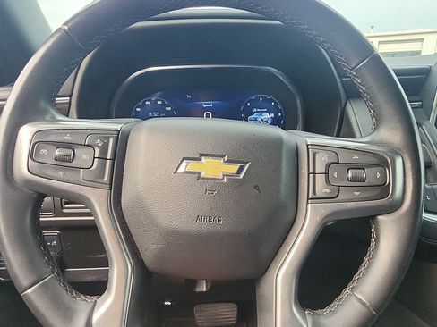 Used 2024 Chevrolet Suburban LT AWD/4WD image 12