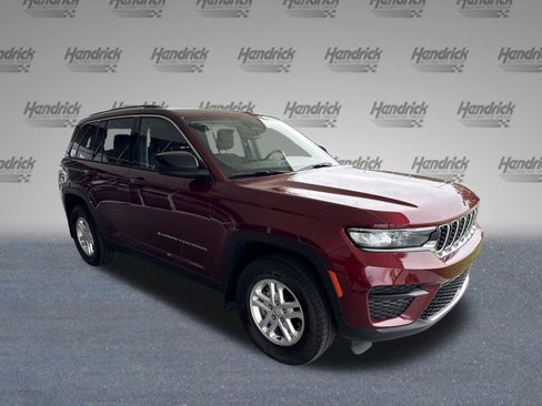 Used 2023 Jeep Grand Cherokee Limited image 2
